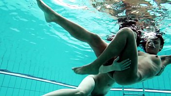 Preview 1 of Taem Skeet - Nina and Zlata Oduvanchik underwater lesbians
