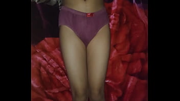 Preview 1 of Girls Measure And Conpare Cocks - Indian hot bhabi pussy &amp_ gand