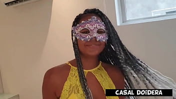 Preview 1 of Sogijb - Novinha de 19 aninhos Jhenne Slim primeira vez no porno se apresentando e fodendo com Jr Doidera