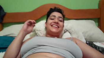 Preview 4 of Mom Spy Her Son Masturbating - FAZENDO BRINCADEIRAS PICANTES COM VARIAS BUCETAS XOXOTAS VAGINAS E XERECAS