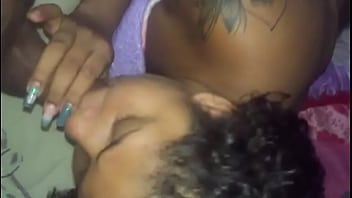 Preview 3 of Student Boob Kiss - Botando novinha pra mamar gostoso com fimose
