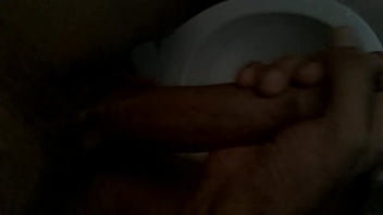 Preview 2 of Real Dad - Magrinho paulzudo na punheta