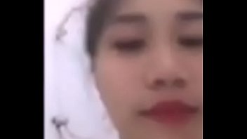 Preview 2 of Xxx Squring Fuck - อาบน้ำโชว์นมสวยหีเนียนทั้งคู่เลย
