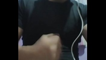 Preview 4 of Cwo Bucat Banyak - Chico cachondo por cam
