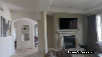 Preview 1 of Bokep Ranjang Daster - Asian rich teen craves for drivers fat dick in skirt