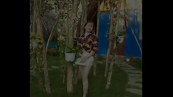 Preview 1 of Sudaia Arbin Sex - Dụ chị g&aacute_i chat sex