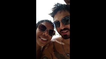Preview 2 of Gise Conce - Eu e a Lunna vaz fomos na varanda da casa onde estava tendo uma festa e transamos gostoso (e a festa rolando)
