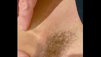 Preview 3 of Xxxkajalvedo - XOXOTA ROSINHA RECEBENDO CARINHO GOSTOSO DO PUTO CORNO TARADO  18 NOVINHA COM O GRELO INCHADO DE TESAO