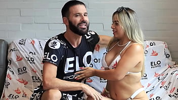 Preview 2 of Sex Xvedo Dwanloadi - Annie Marin en la previa del cuarto picante