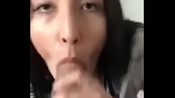 Preview 2 of Cewek Memek Tembam Basah Solo - buena mamada de pija