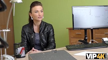 Preview 1 of Asian Vorn - VIP4K. Un directeur local d&#039_une agence de pr&ecirc_t accorde &agrave_ Babe Frances un cr&eacute_dit pour le sexe