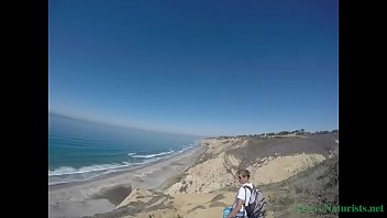 Preview 1 of Jerking Big Dog Cock - Surfando Pelado