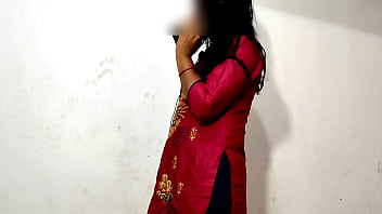 Preview 1 of Model Solo Asian - Indian teen girl fucking very hard by father&#039_s friend with clear hindi voice