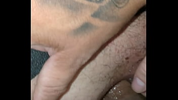 Preview 4 of Hanging Pussylips - Leitando meu puto