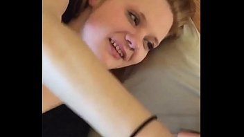 Preview 4 of Pournhub Video Indian - Gf sucking my dick
