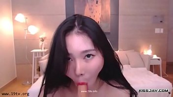 Preview 3 of Bee88 Tv - 韩国直播自慰喷水观看直播加QQ2244489854