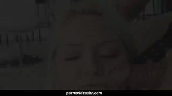 Preview 2 of Seel Pak Xxx Videos With Blood - A briga com minha irm&atilde_ gostosa