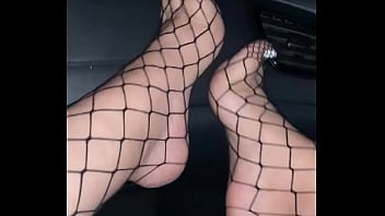 Preview 3 of Beeg Suuny 2017 - Latina feet tease