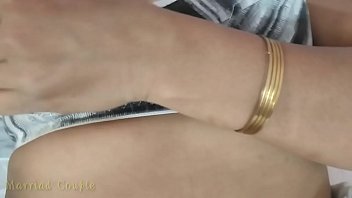 Preview 1 of Asean Milk Leaking While Fucking - आंटी ने अपने पती के फ्रेंड को बोला ओ बाहर  गये है आज तुमाहारा लंड देखना है - /