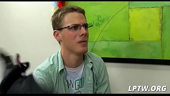 Preview 2 of Oral Ass Porno - Twink lad gets a blowjob