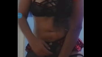 Preview 2 of Xxnx15s - La rica alumna sexy