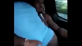 Preview 2 of Royal Prince Sex - Cogiendo en el auto
