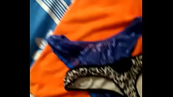 Preview 4 of Young Femdom Tease - Gozei nas calsinha da sogra