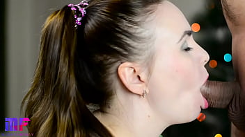 Preview 1 of 2mummy 2girls - Blowjob close-up. Throbbing of the cock in the mouth. Oral creampie.