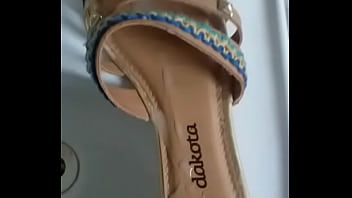 Preview 3 of Sunny Leone Tongue Sex - Mais uma de amigo gozando gostoso na sand&aacute_lia Dakota
