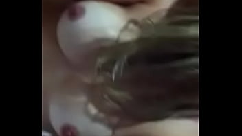 Preview 4 of Woman Wife Porn - Peitinhos lindos da Brasiliense