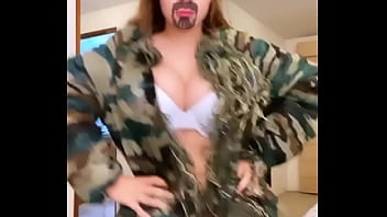 Preview 2 of Mom Home Alone With Not Her Son - DanyanCat y sus enormes tetas en camuflaje