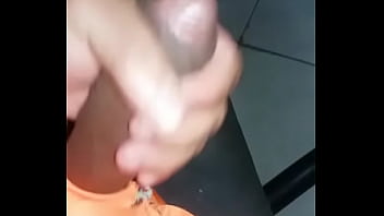 Preview 1 of Fucking Funishment - Hetero casado gozando pro putinho gay