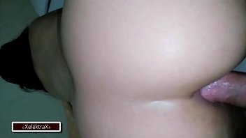Preview 4 of Shigure Kosaka Hentai - AY!!! mi culo me duele! en cuarentena follando con mi papito me folla el culo,  me duele pero dejo que se venga y me llene todo el culo con su lechita ... pov... anal