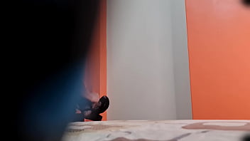 Preview 3 of Xnxx Www Co In - hermanastra colombiana cambi&aacute_ndose de ropa
