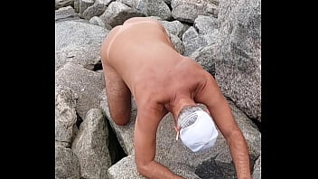 Preview 2 of MeNinas - Ladysilva latina gay bunda gostosa de marquinha na praia,  vamos fuder gostoso