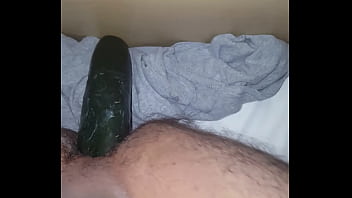 Preview 3 of Blonde Japanes Porn - Cogiendome con un rico pepino