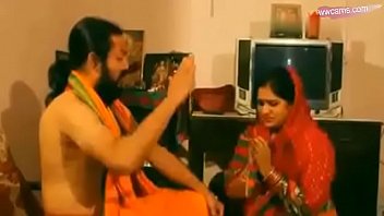 Preview 1 of Thailand Psk Party - Sexy Indian Aunty Exposing Her Nude Body And Sexy Cleavage To Get Fucked Hot
