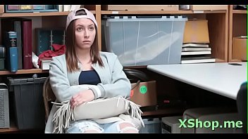 Preview 2 of Xvdas - Romantic cutie Hayden Hennessy blows chili