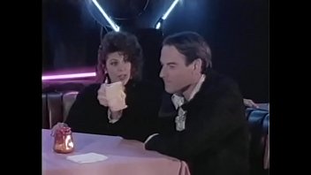 Preview 2 of Panochas Canosas De Ancianas - Mature brunette gets pussy eaten while stud does anal with bitch on stage