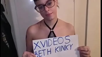 Preview 3 of Xxvdo Grlhd - Hiteles&iacute_tő vide&oacute_
