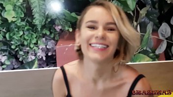 Preview 1 of Big Ass Grope - Peguei a Novinha Chupei Muito e Enfiei o Pau Nela - Natalie Cortez