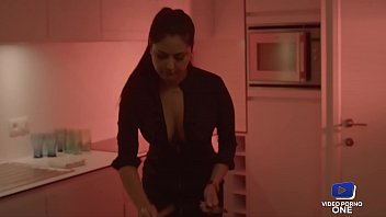 Preview 1 of Mega Tits Mega Dildo - Marie baise avec le mari de sa meilleure amie