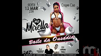 Preview 1 of Mom Jerks Off Son Clean Room - Mesmo gravida fui no show da Mc Mirella na Enigma Club e fodi com desconhecidos.