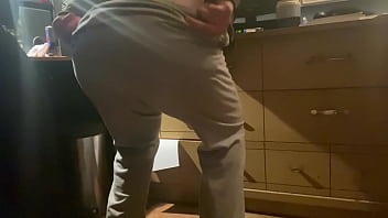 Preview 2 of Pinay Pahobad - Showing off big round ass