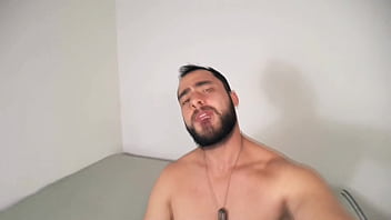 Preview 1 of Julie Ann Fight - PEGUEI UMA F&Atilde_ DAS REDES SOCIAIS E OLHA COMO A SAFADA ME DEU GOSTOSO