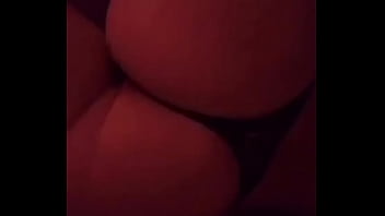Preview 1 of Sexy Curves - Beurette sur snap qui cherche qu&rsquo_a se faire baiser