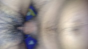 Preview 3 of Young Threesome Legs - Le gusta como le doy