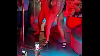 Preview 2 of Superbowl Sex Isabellheat Sex - Atriz porno trepado na boate