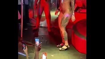 Preview 1 of Superbowl Sex Isabellheat Sex - Atriz porno trepado na boate