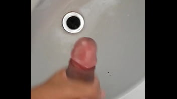 Preview 4 of Nxnn Dot Com - Novinho comedor de Bel&eacute_m